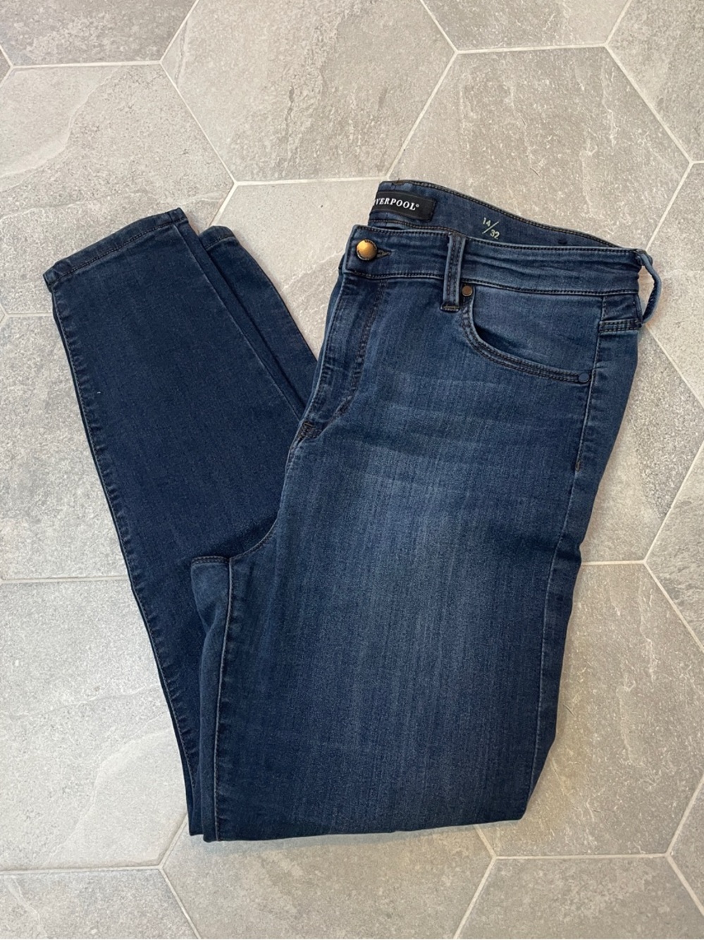 Liverpool Los Angeles High-Rise Ankle Jeans – Medium/Dark Wash – Size 14/32